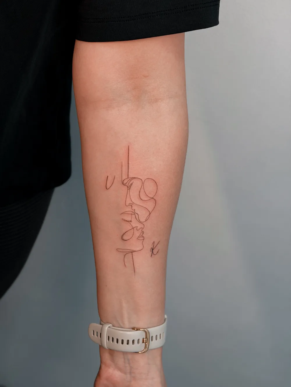 Single line faces fine line tattoo by Hugo Gonzalez