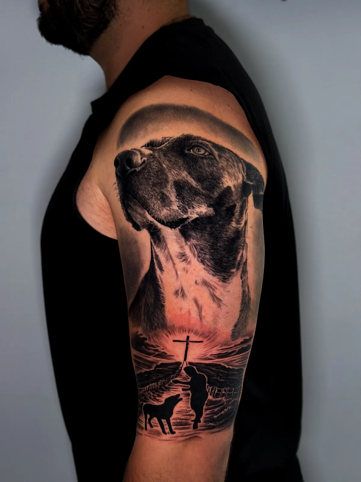 Realistic dog portrait with a seaside scene by Hugo Gonzalez